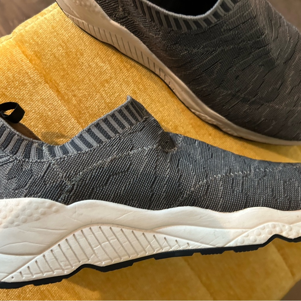 Halogen Sneakers - Picture 6 of 8
